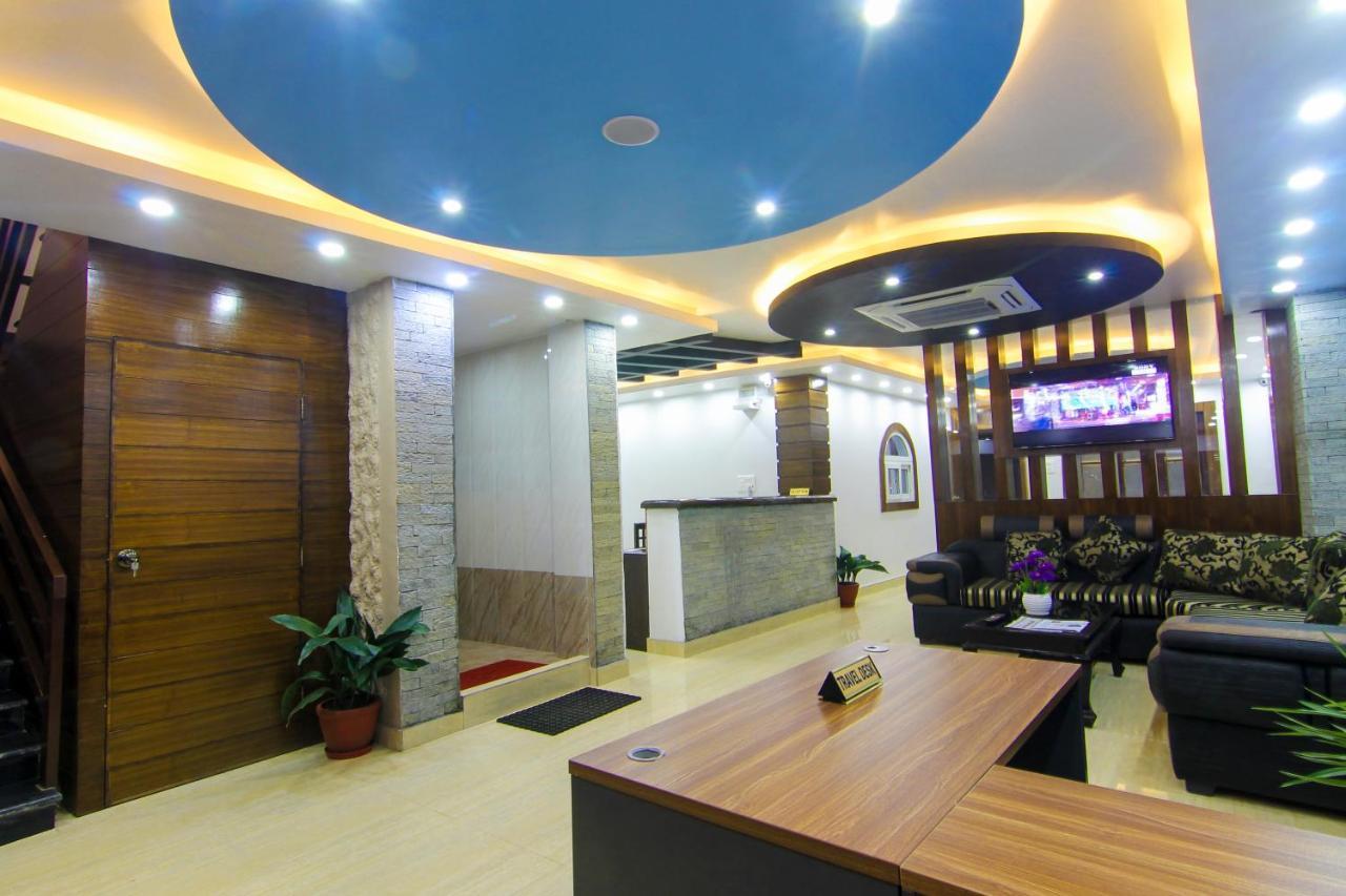 Hotel Lakeside Pvt. Ltd. Pokhara Exteriör bild